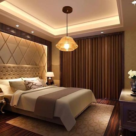 Hotel Tulip Near Delhi Airport Нью-Делі Екстер'єр фото